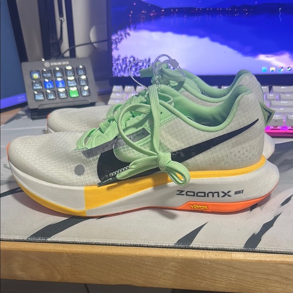 Nike ZoomX Women's Running Shoes - White, Green, Yellow, Orange - Picture 4 of 5